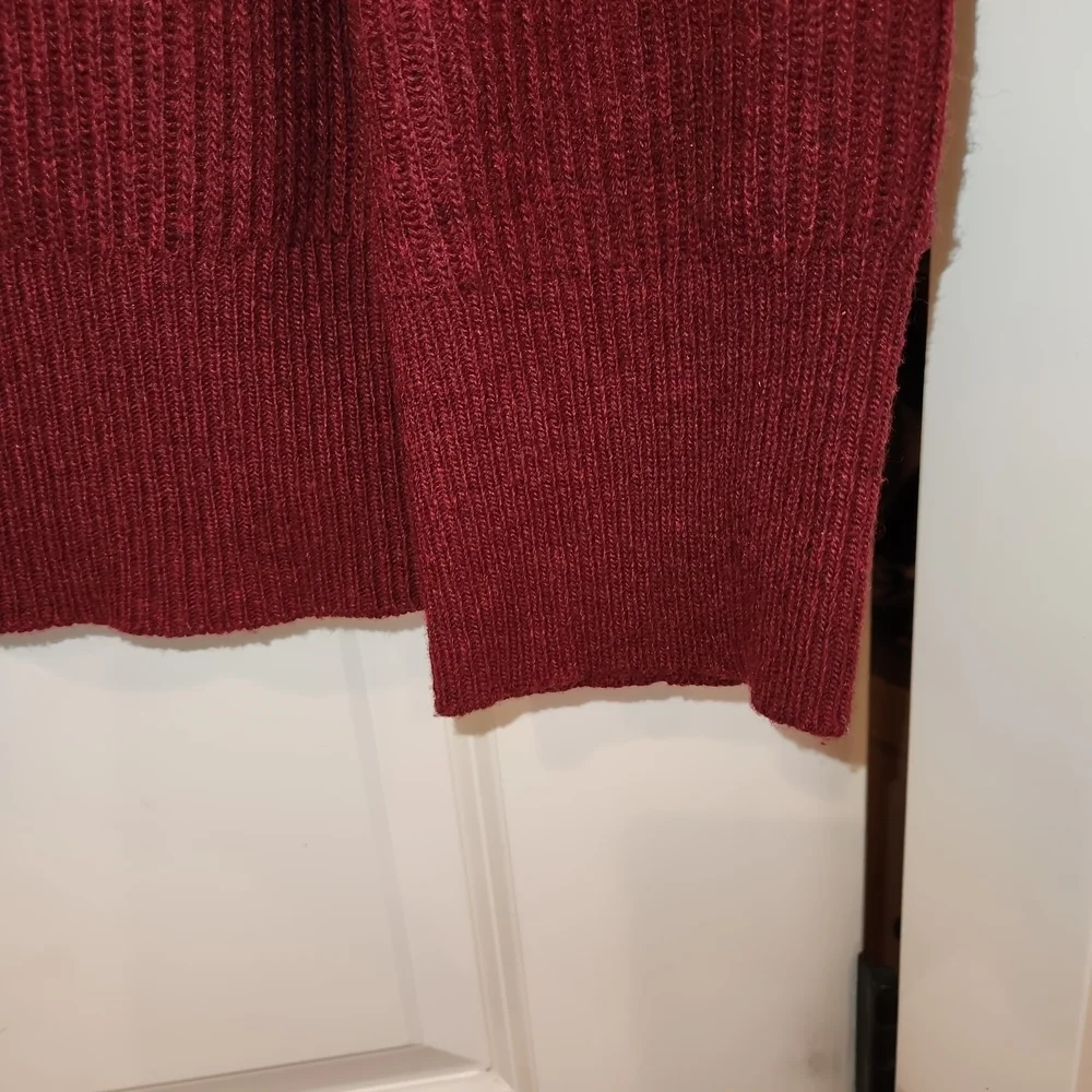 Banana Republic Burgundy Crew Neck Sweater Size M Wool Italian Yarn Elbow Patch